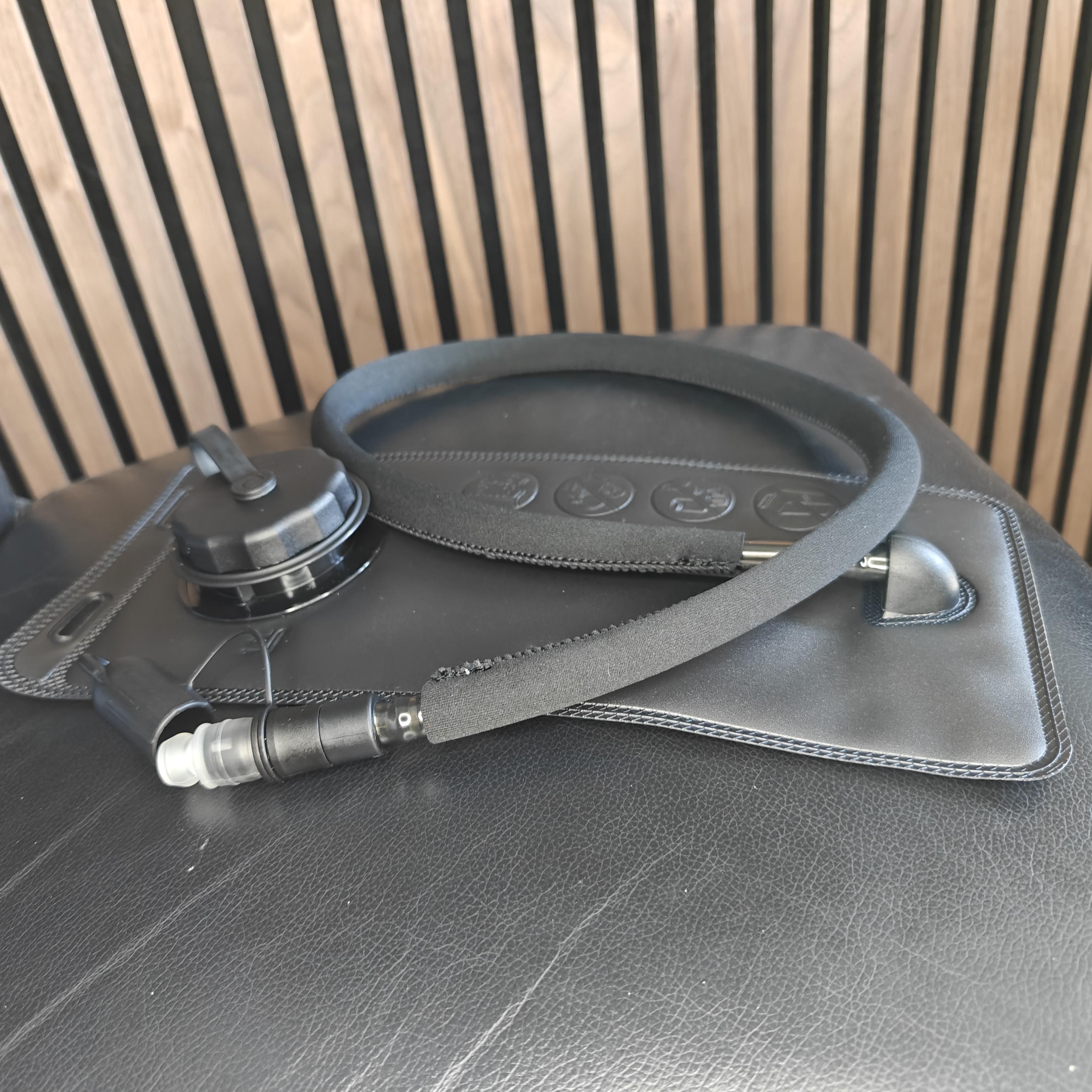 Toptacpro Hydration Pouch inkl. 1L vandblære