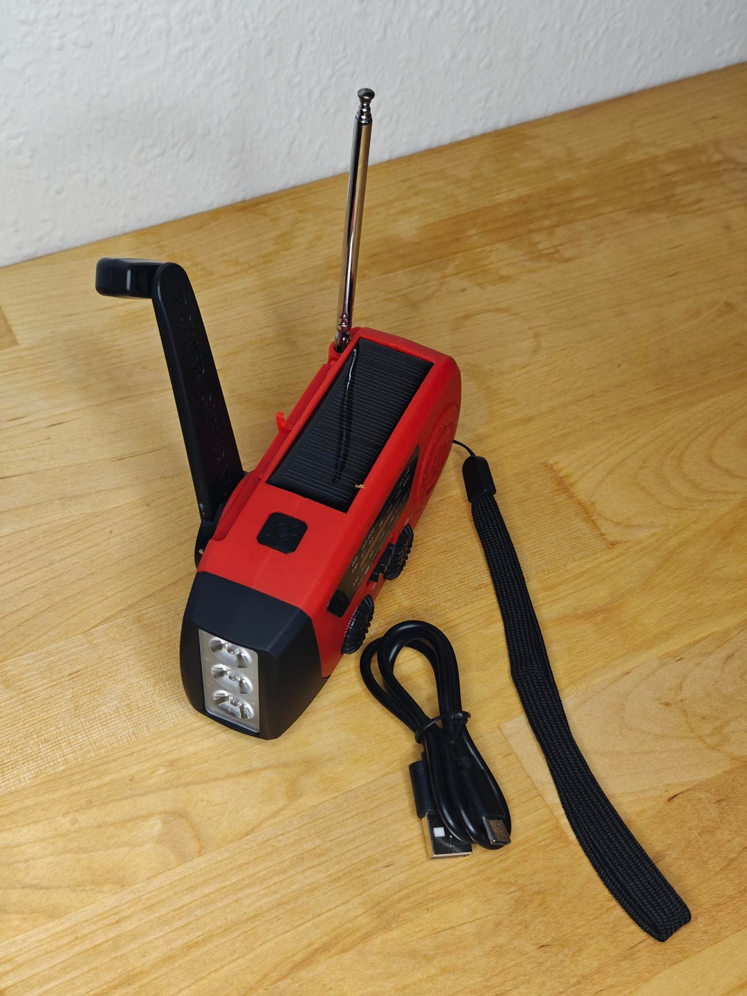 Nødradio med Håndsving, Solcelle