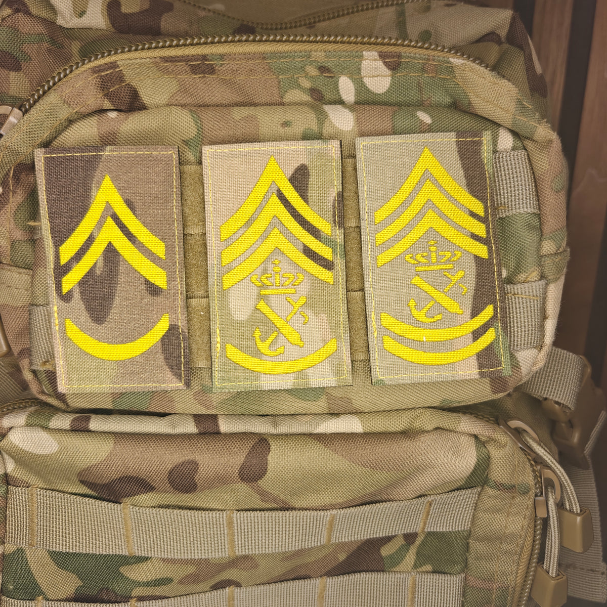 Gradstegn Befalingsmand SØ/MHV M/Emblem Multicam på Velcro 50x90mm