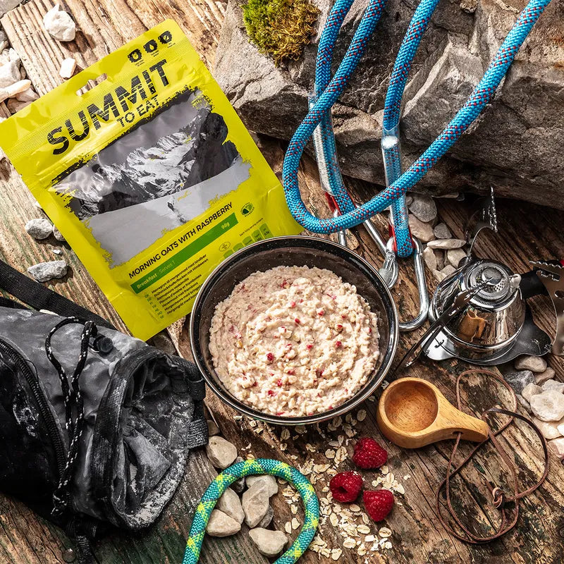 Summit to Eat Morning Oats with Raspberry / Havregrød med hindbær