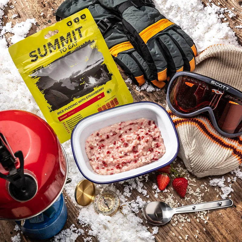Summit to Eat Rice Pudding with Strawberry / Risengrød med jordbær