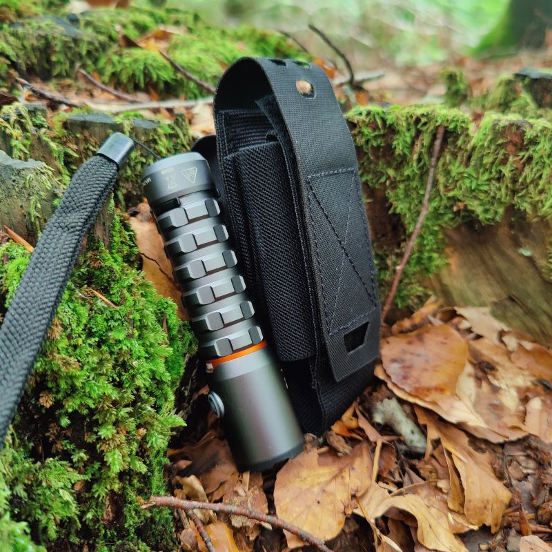 Taktisk Pouch - Black til lommelygte, multitool mm.