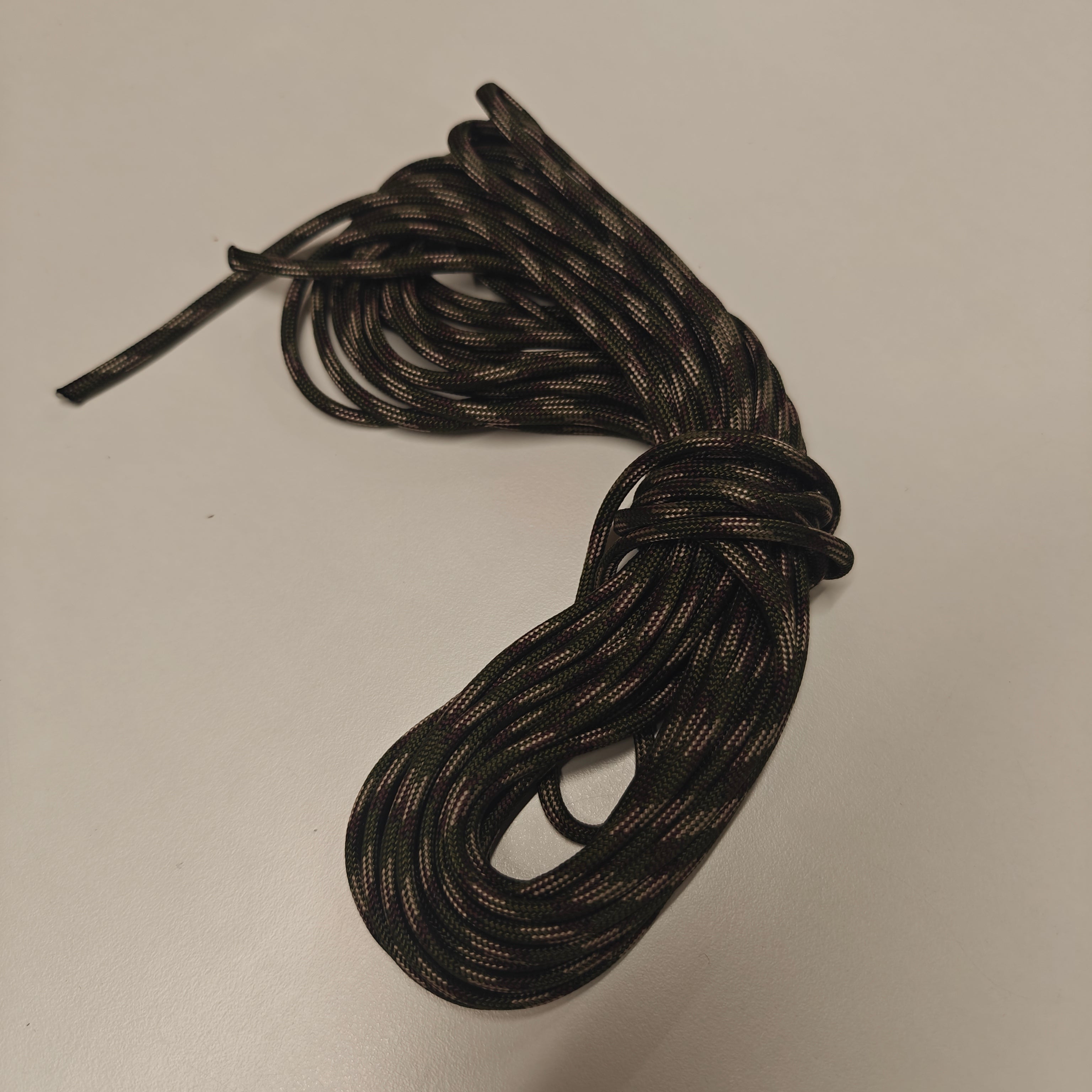 9-kernes Paracord 4mm – Camo – 10 Meter